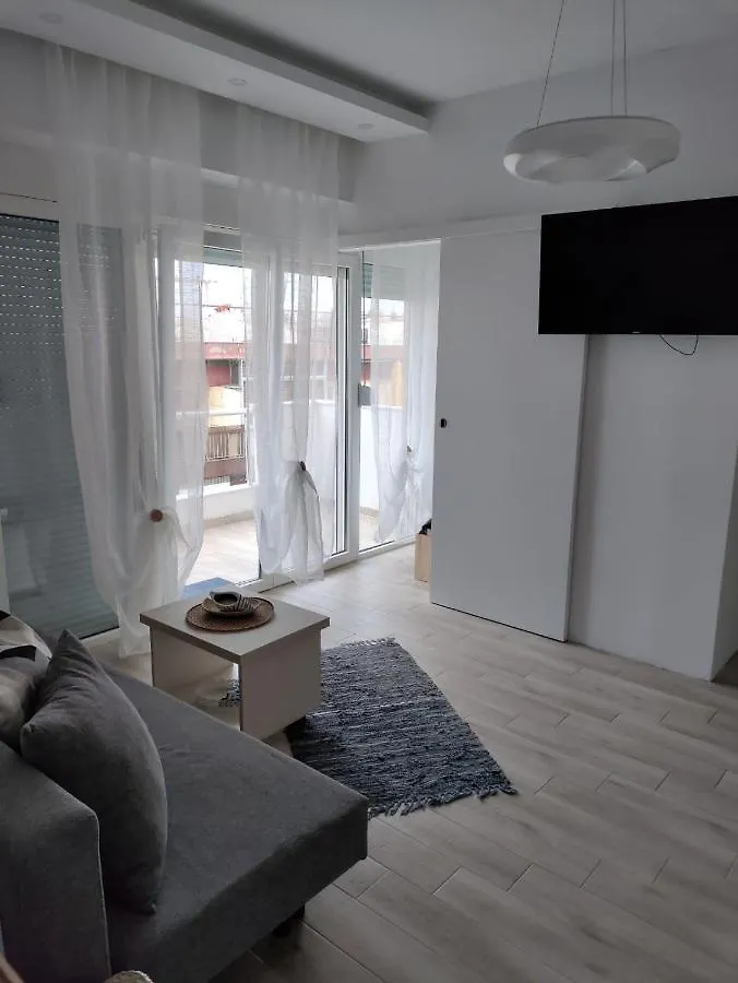 Mago Apartments Nea Kallikrateia