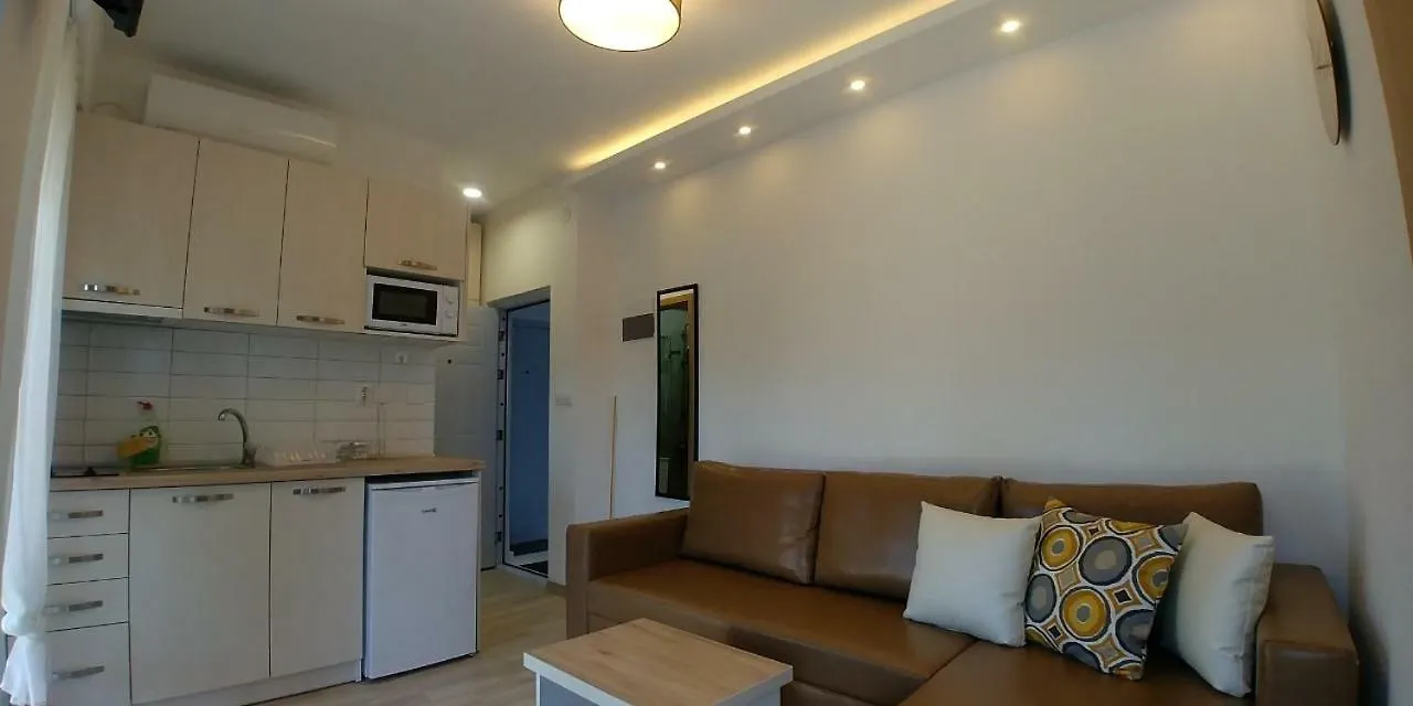 Mago Apartments Nea Kallikrateia