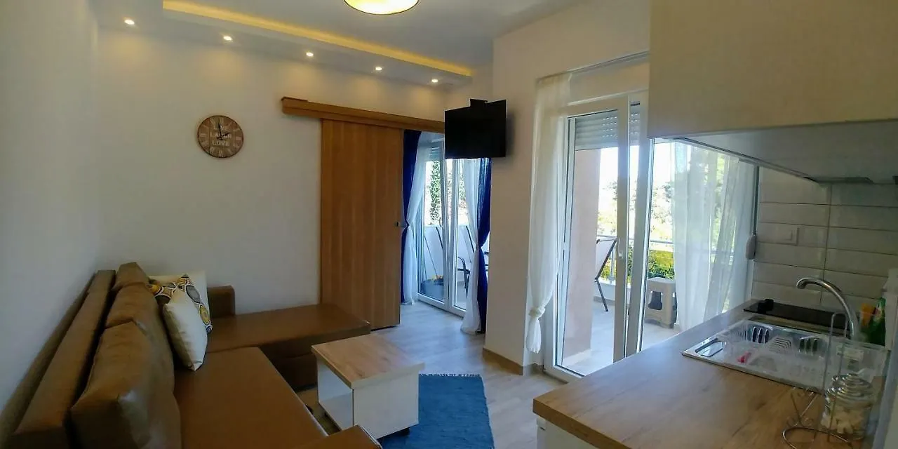 Mago Apartments Nea Kallikrateia